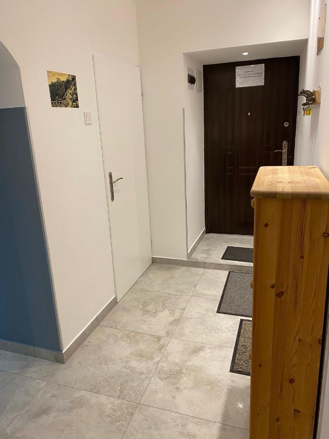 Ferienwohnung Walbrzych Blisko Teatru Exterior foto